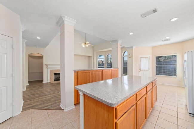 Building Photo - 2638 Long Leaf Dr