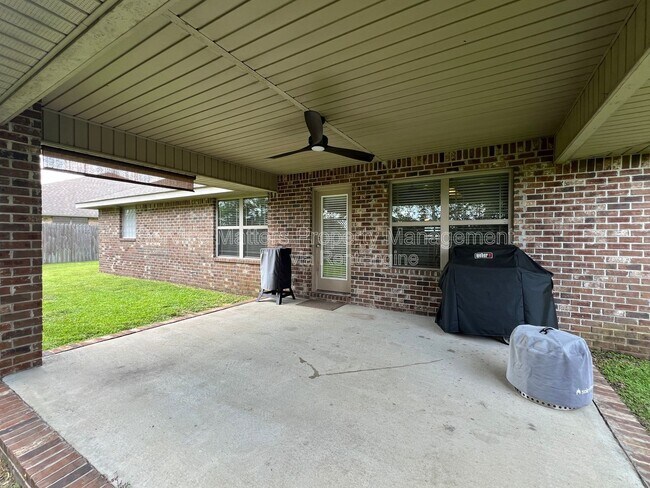 Building Photo - 4622 Belvedere Circle