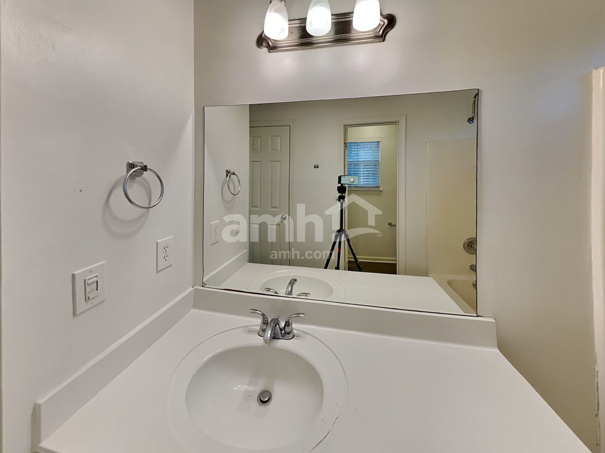 Building Photo - 154 Spring Creek Ct