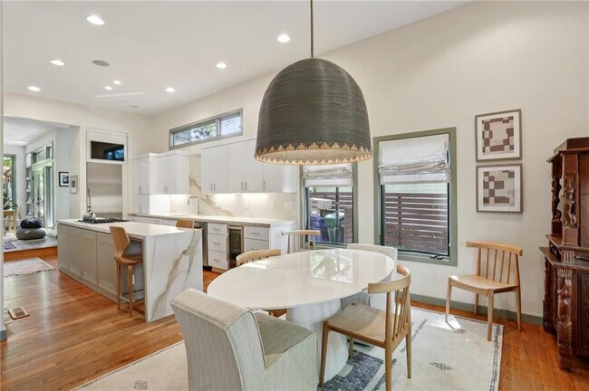 Building Photo - 213 Murray Hill Ave NE