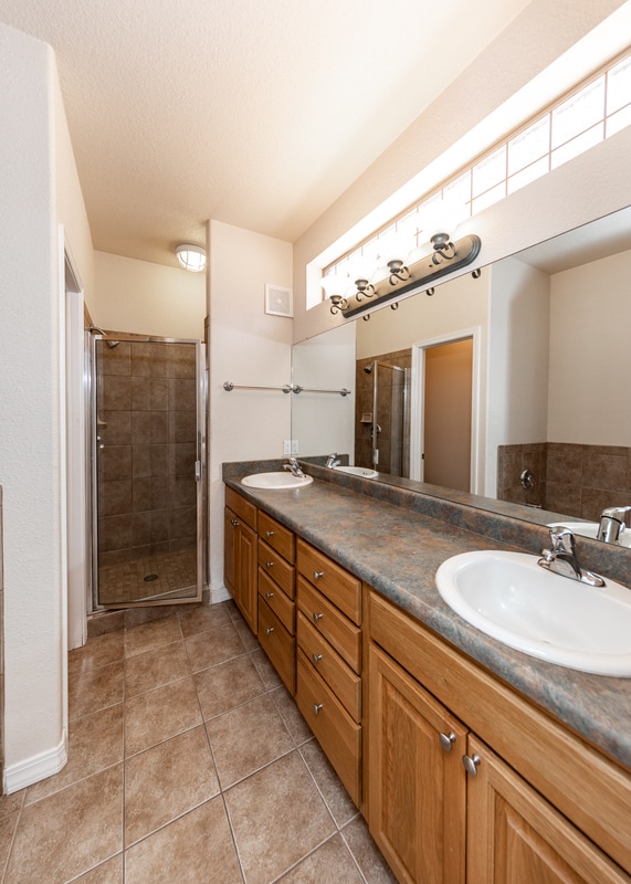 Building Photo - 5607 University Village View