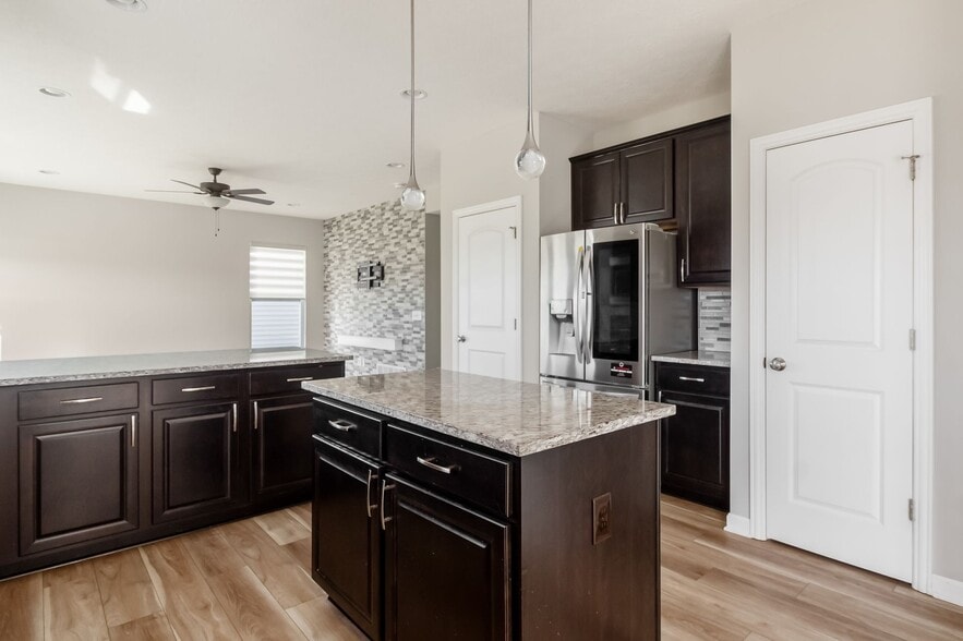 Building Photo - 6688 Constitution Way