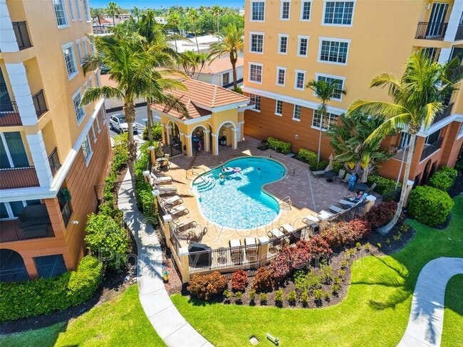 Building Photo - 167 Tampa Ave E