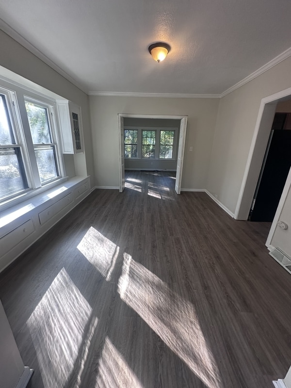 Building Photo - 1054 Yellowstone Rd