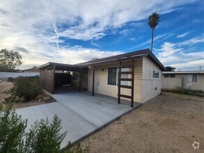 Building Photo - One Bedroom One Bath Home