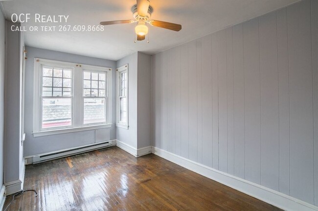 Building Photo - One Bed Overbrook Apartment