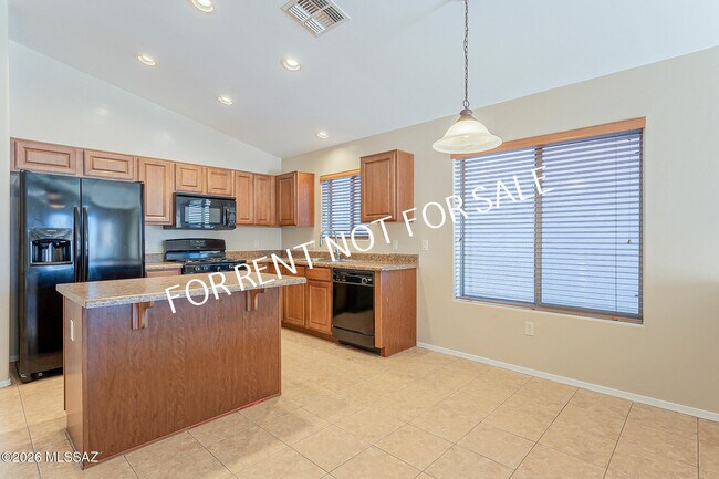 Building Photo - 8356 S Otis Dr