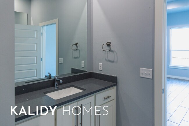 Building Photo - 504 Remington Ave