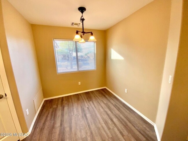 Building Photo - 4087 E Lushfield Dr
