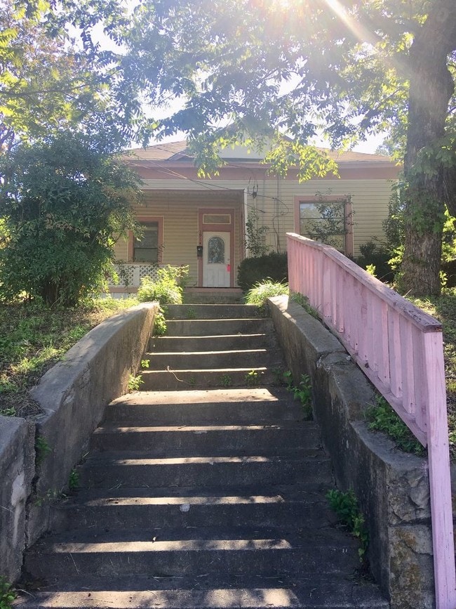Building Photo - 1914 Webster