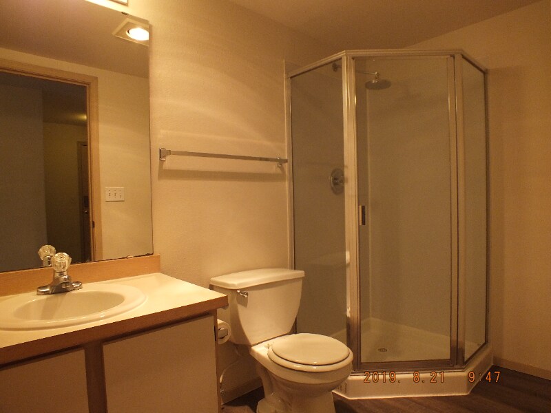 Building Photo - 12549 28th Ave NE