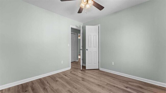 Building Photo - 4383 Mitchell Hill Dr