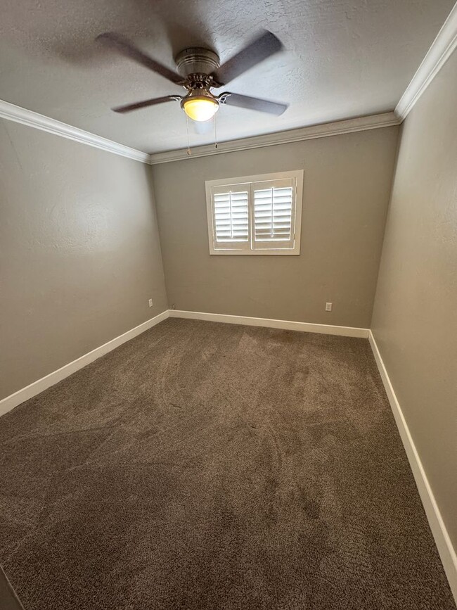 Building Photo - Beautiful Townhome in Tempe! Perfect Locat...