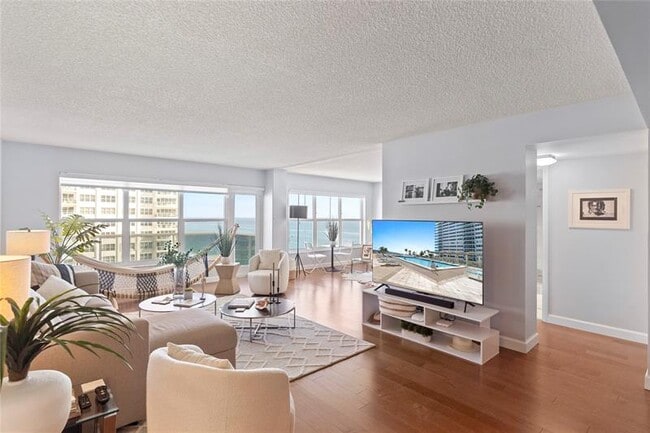 Building Photo - 3500 Galt Ocean Dr