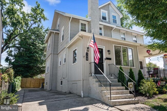 Building Photo - 158 Lafayette Rd