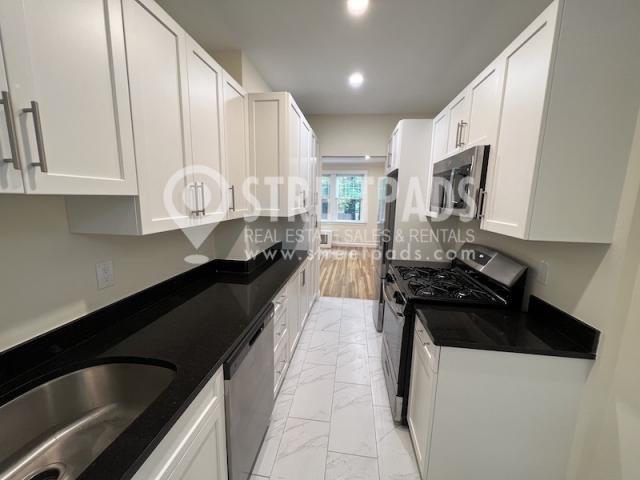 Building Photo - 2 bedroom in Brookline MA 02446