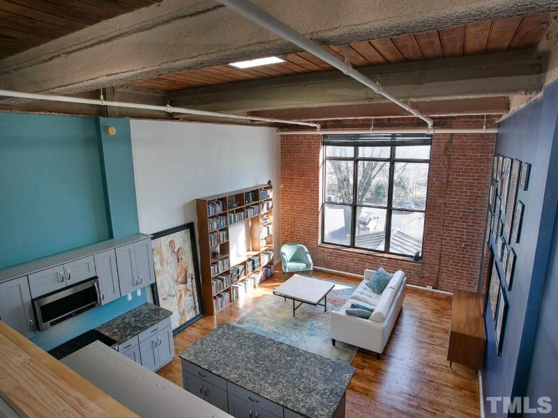 Building Photo - 500 N Duke St