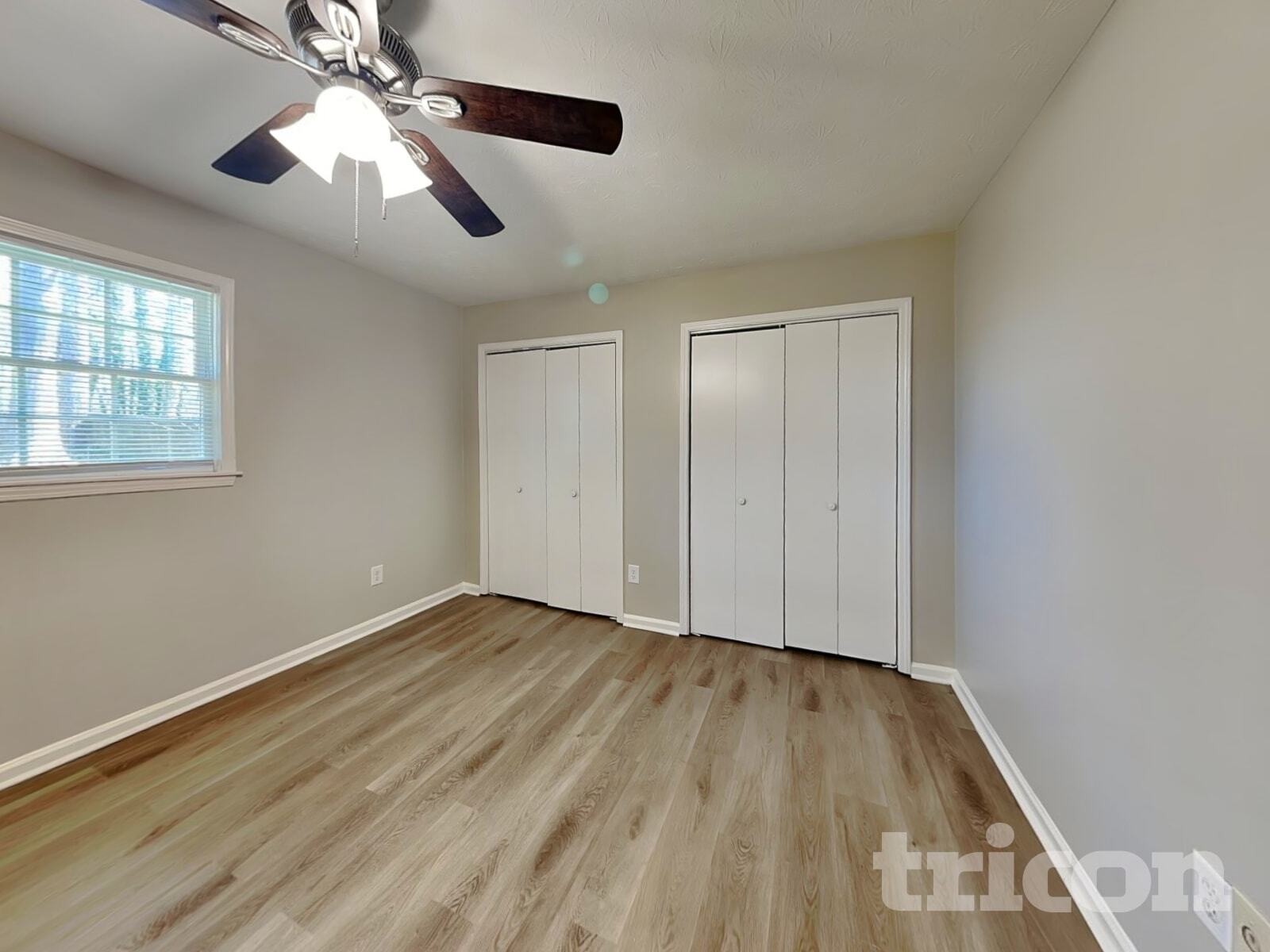 Building Photo - 2906 Deshong Dr SW