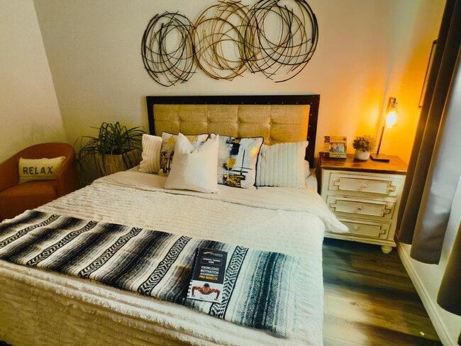 Building Photo - 4057 First Ave.