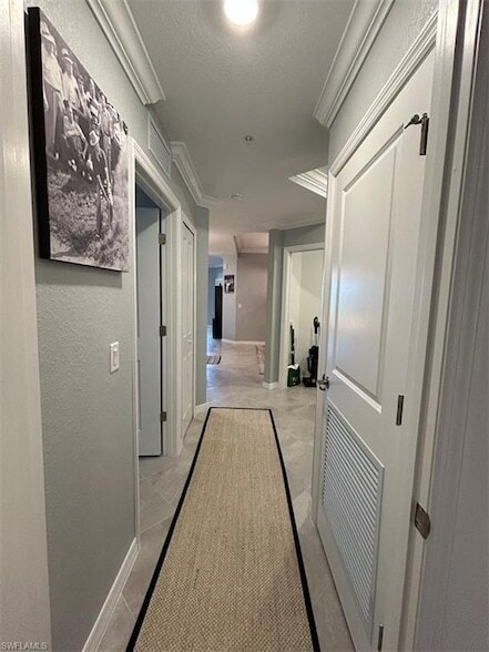 Building Photo - 15375 Grn Acrs Ave