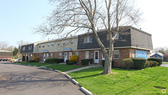 Primary Photo - Hilliard Arms Apartments