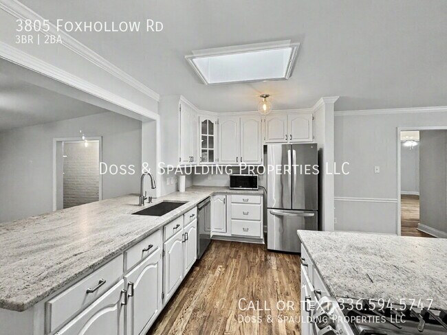 Building Photo - 3805 Foxhollow Rd-