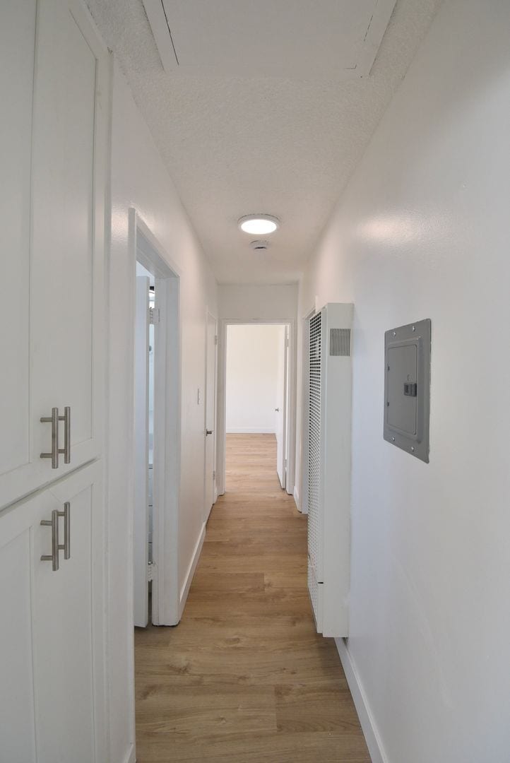 Building Photo - 5734 Hazeltine Ave