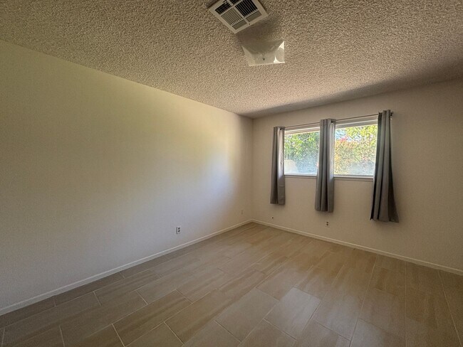 Building Photo - 2615 WEST AVENUE J-8