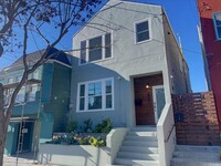 Building Photo - 2 Bed, 2 Bath - Top Floor Modern Mission C...