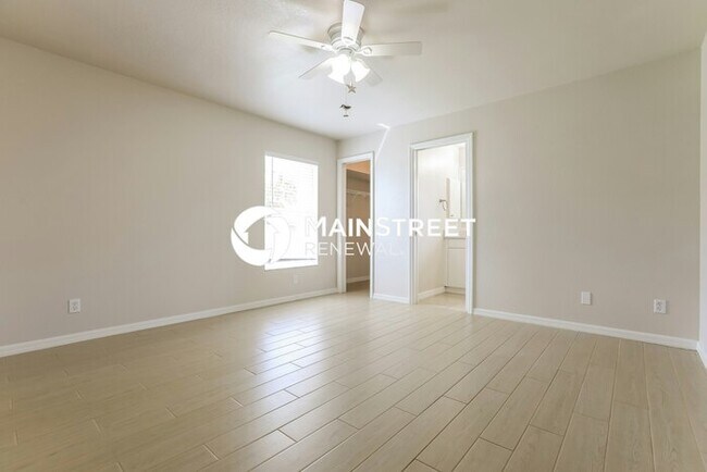 Building Photo - 3 Bedroom Pet-Friendly Home in NORTH PORT, FL with Main Street Renewal