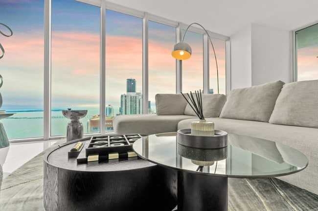 Building Photo - 631 Brickell Ave