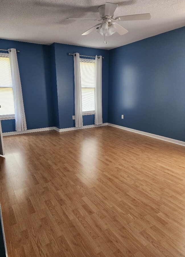 Building Photo - 124 Loblolly Cir
