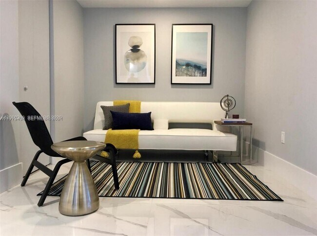 Building Photo - 16385 Biscayne Blvd