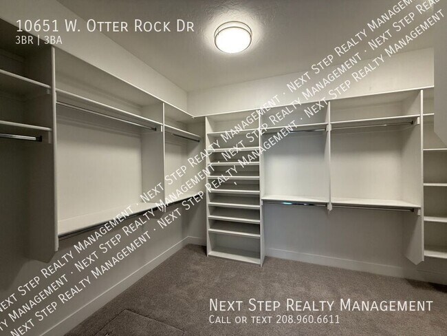 Building Photo - 10651 W Otter Rock Dr
