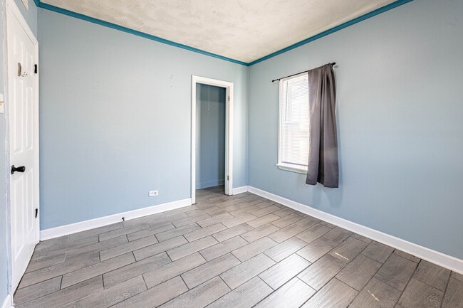 Building Photo - 7740 S Laramie Ave