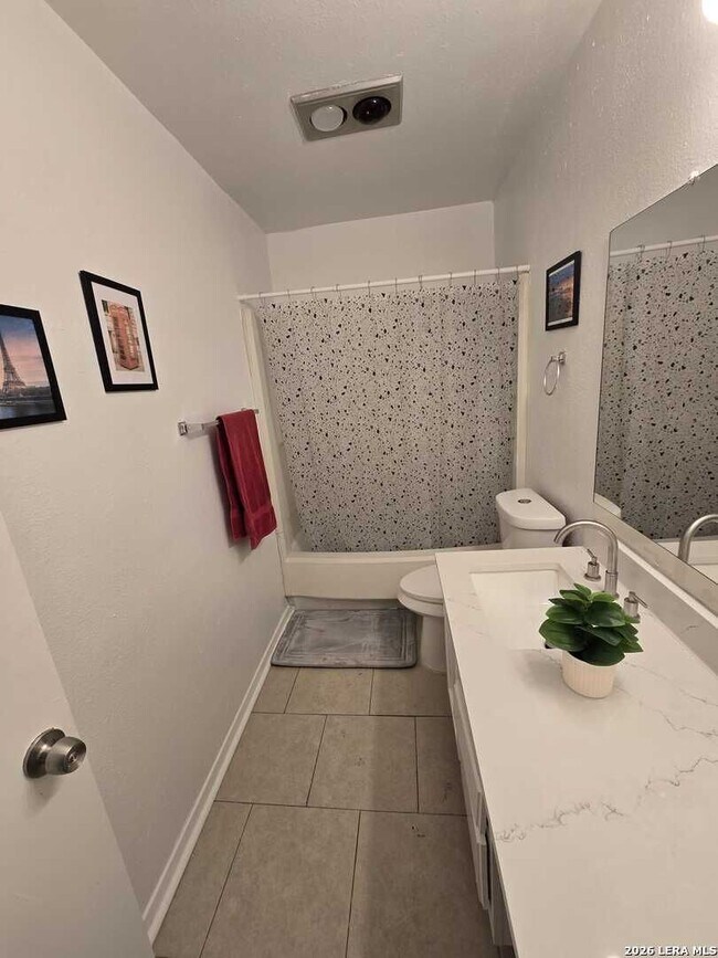 Building Photo - 4111 Sunrise Terrace Dr