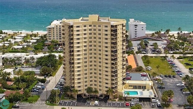Building Photo - 1200 Hibiscus Ave