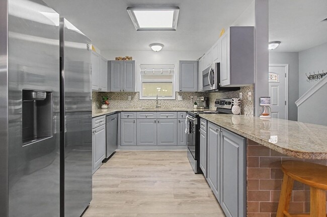 Building Photo - 234 Pelican Pl