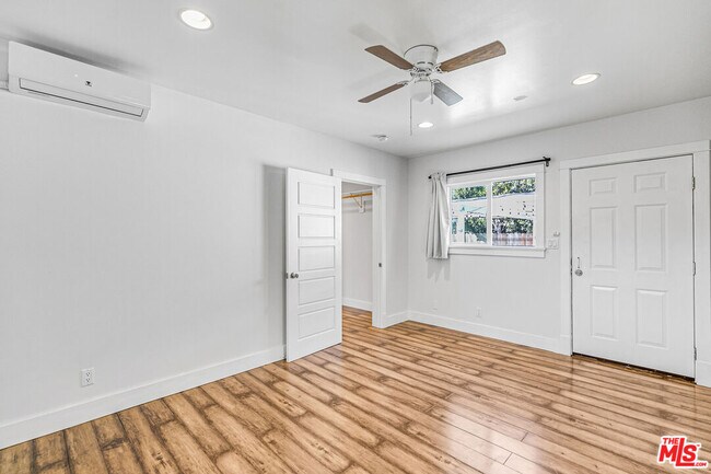 Building Photo - 5628 Buffalo Ave