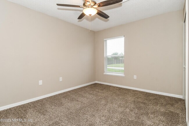 Building Photo - 2900 Stonegate Ln