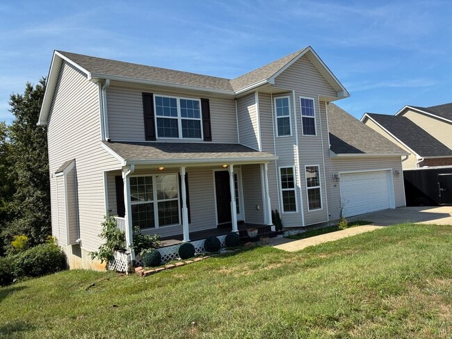 Building Photo - **ELIZABETHTOWN INDEPENDENT SCHOOL DISTRICT**