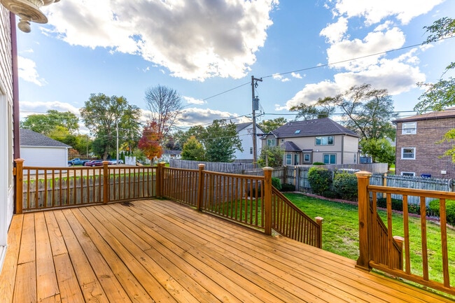 Building Photo - 20772 N William Ave