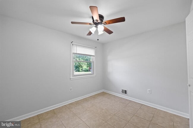 Building Photo - 13724 Lynhurst Dr
