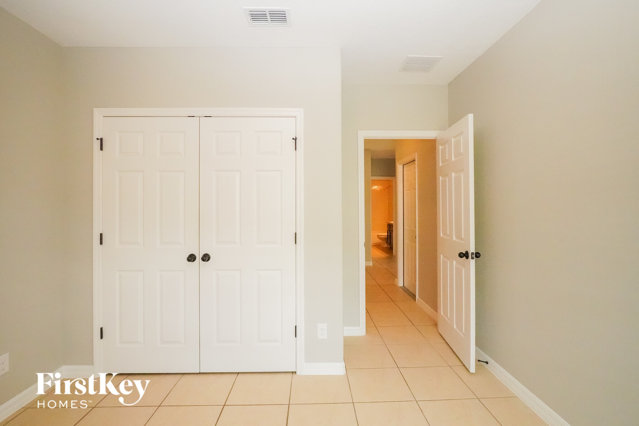 Building Photo - 3734 Briarwood Estates Cir