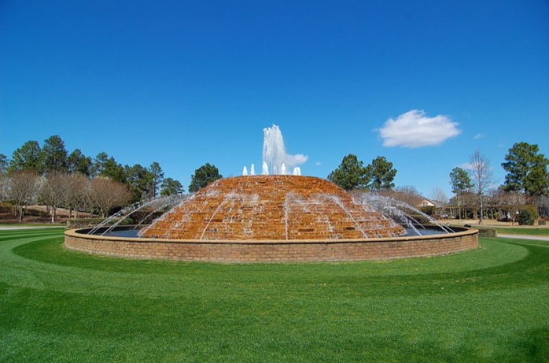 Building Photo - 324 Long Pointe Ln