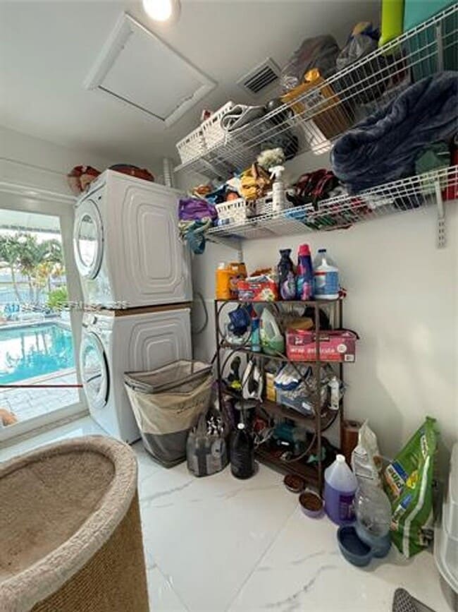 Building Photo - 10194 SW 202nd Terrace