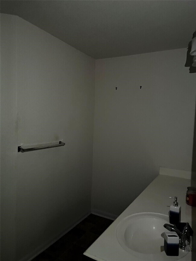 Building Photo - 14406 Prickly Pear Ct