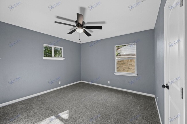 Building Photo - 2517 Tisinger Ave