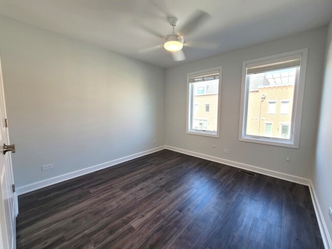 Building Photo - 1257 Gateway Ct