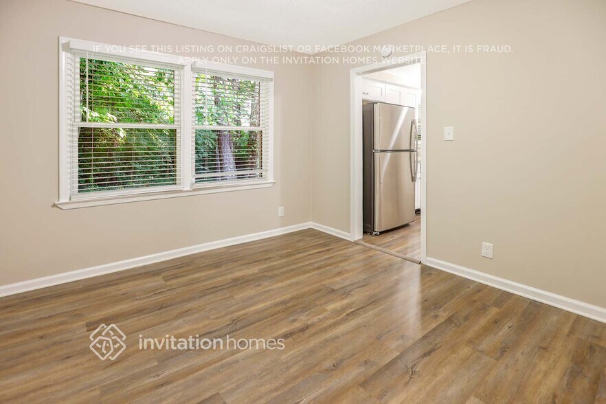 Building Photo - 3857 Pointe Bleue Dr